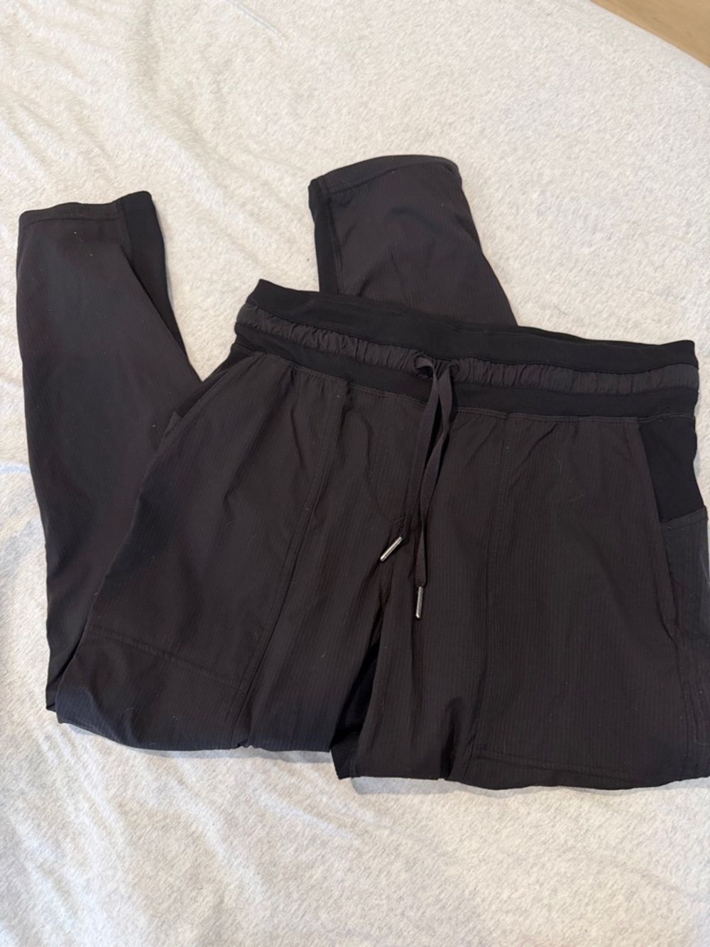 lululemon athletica Black dance studio crop size 6